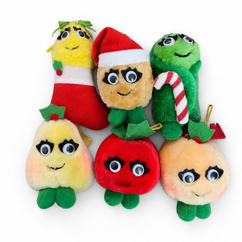 Vintage 1991 Del Monte Christmas Yumkins Plush Ornaments Set of 6 Greystone
